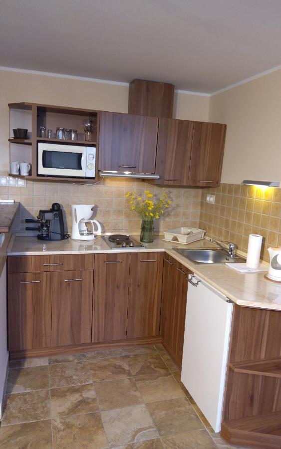 Gelleny Lux Apartman Jula Exterior foto